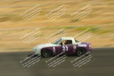 media/May-31-2025-CalClub SCCA (Sat) [[2c1a04e1ee]]/Race/Group 5/Turn 4b/